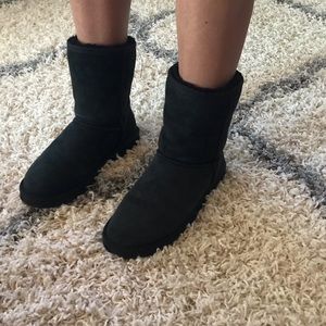 Black UGGS